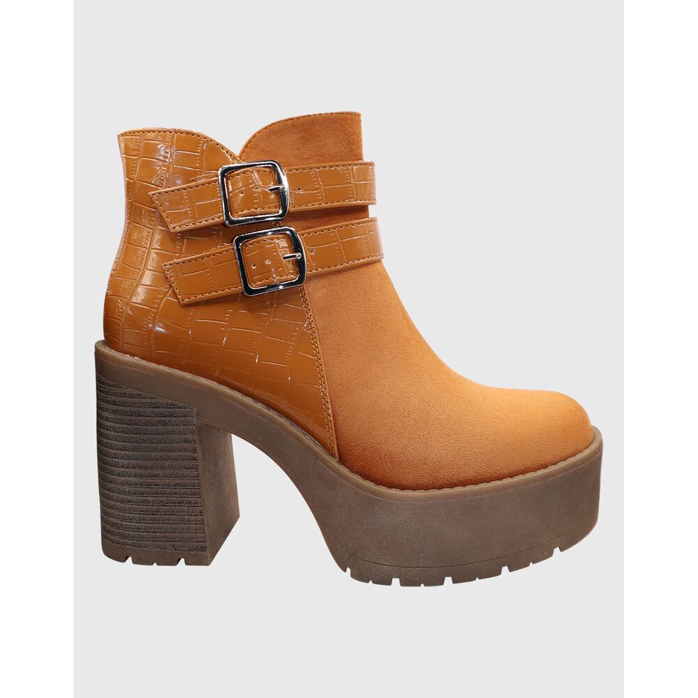 Botin Shunky Tachas Camel image number 4.0
